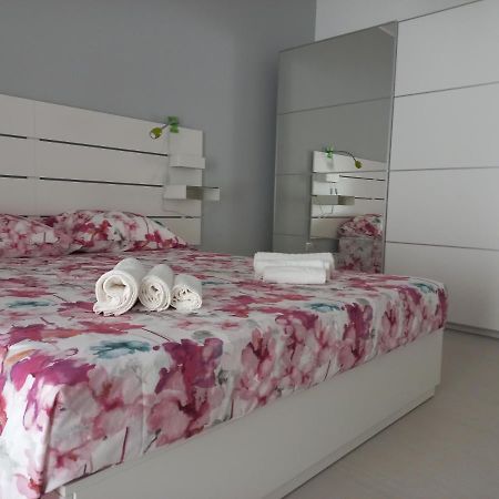 Laguna House Càbras 外观 照片